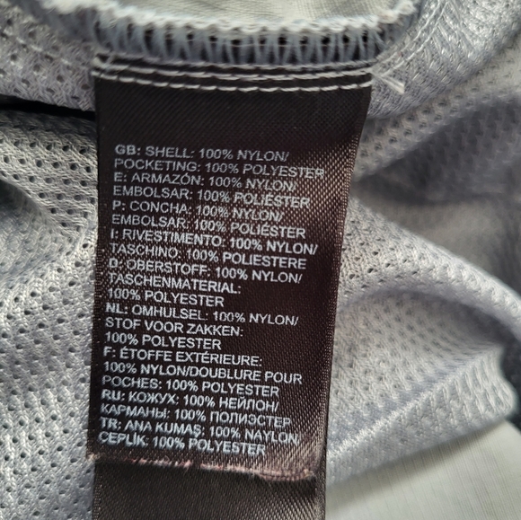 North Face Men's 9" Inseam Gray Elastic Drawstring Waist Shorts Small - Picture 6 of 8